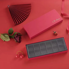 Chocolate box with 18 pieces